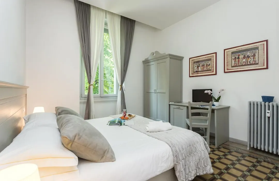 The Leoncino Hotel-1